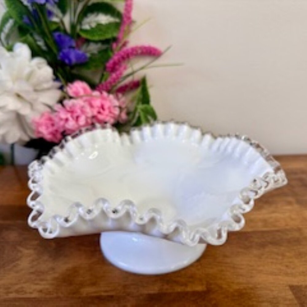 Vintage Fenton Silver Crest Milk Glass‎ Ruffled Edge Pedestal Bowl Centerpiece